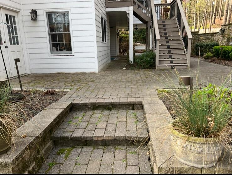 House power washing service in Kennesaw by Sparkly
